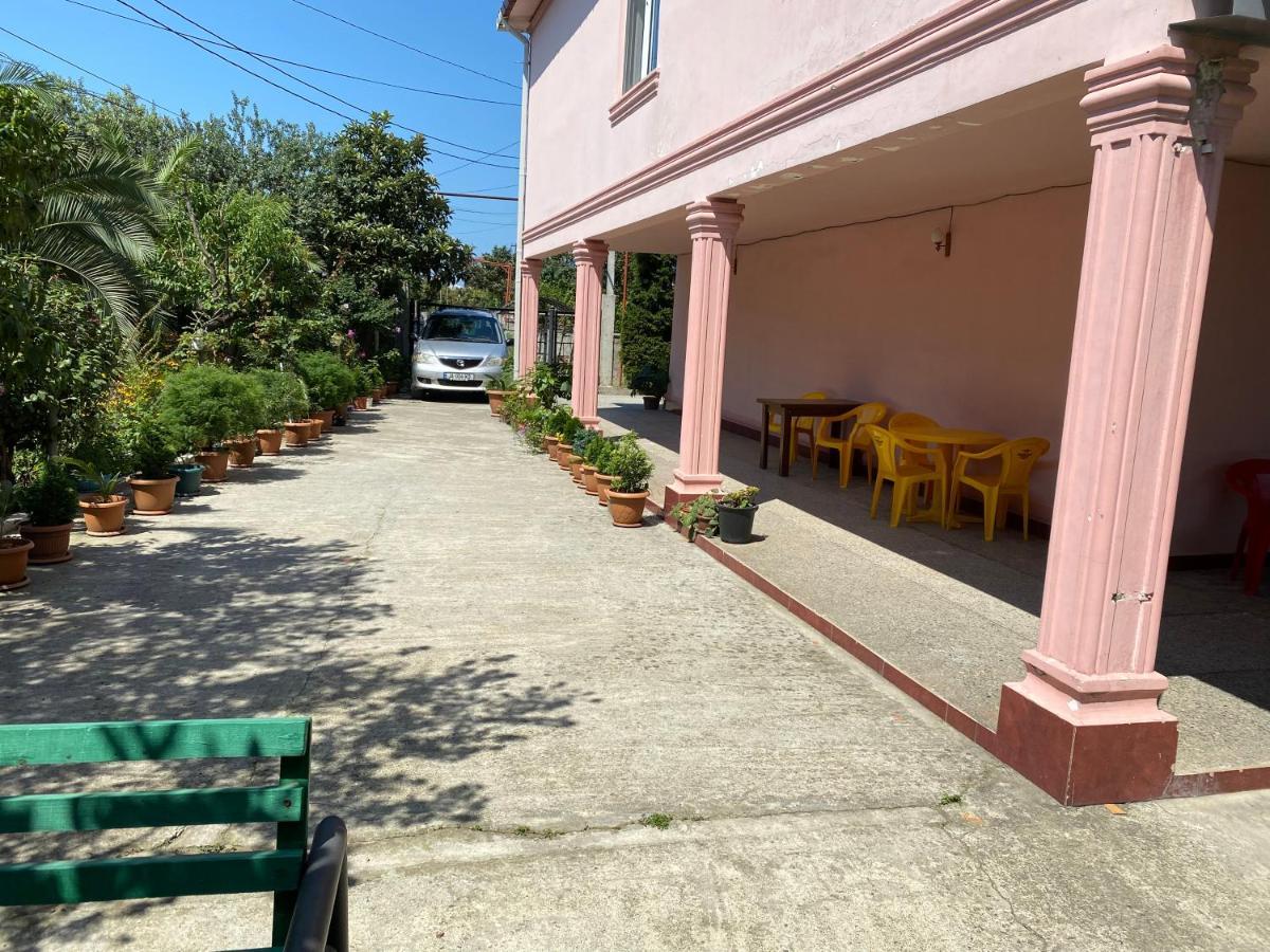 Villa Jakos Paradise Batumi Eksteriør billede