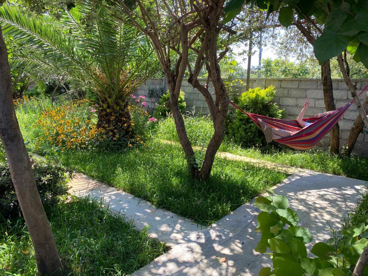 Villa Jakos Paradise Batumi Eksteriør billede