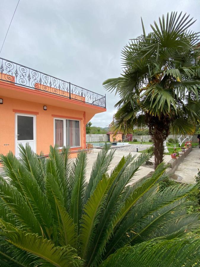 Villa Jakos Paradise Batumi Eksteriør billede