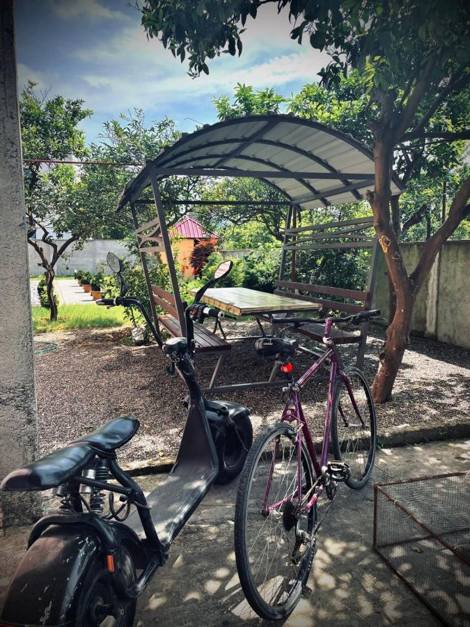 Villa Jakos Paradise Batumi Eksteriør billede