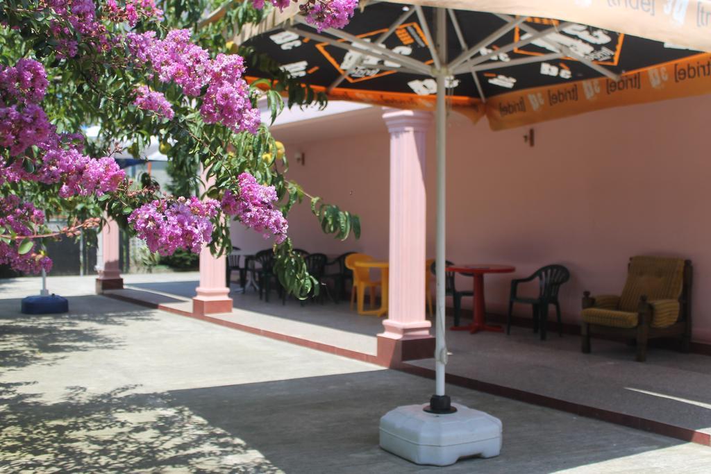 Villa Jakos Paradise Batumi Eksteriør billede